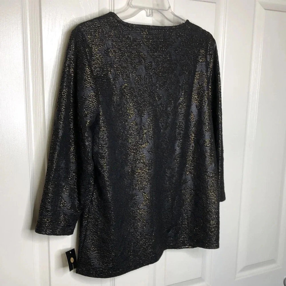 JM COLLECTION Black Embossed Floral Blouse - Picture 4 of 9